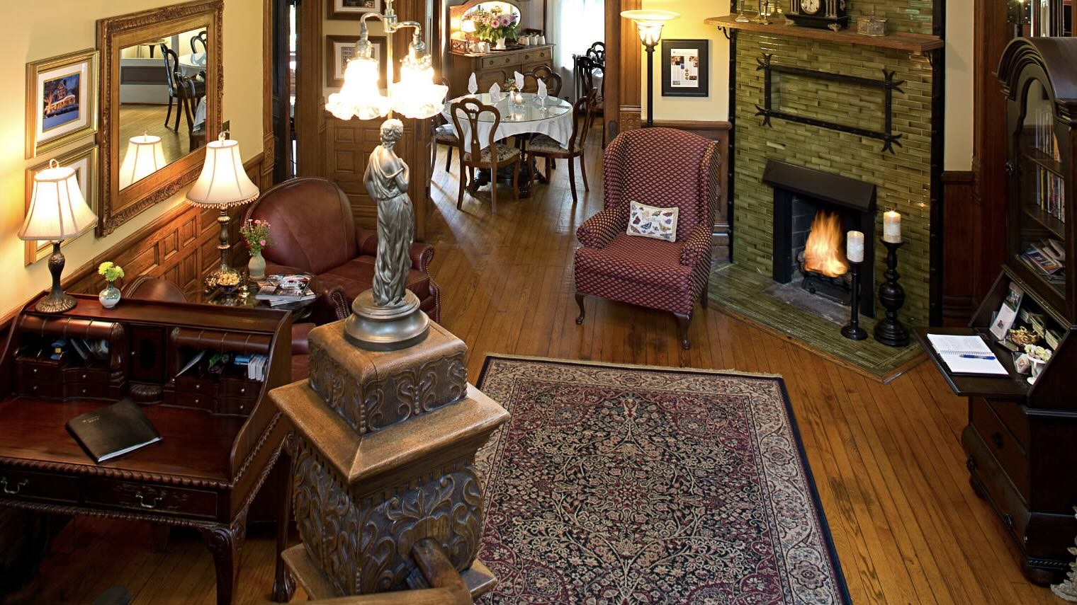 Beaufort House Innlobby with antiques at one of the best boutique hotels in Asheville NC